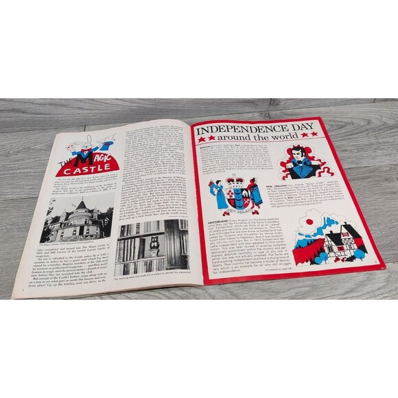 Vintage July-August 1969 Barbie the Mattel Barbie Magazine - Picture 5 of 5